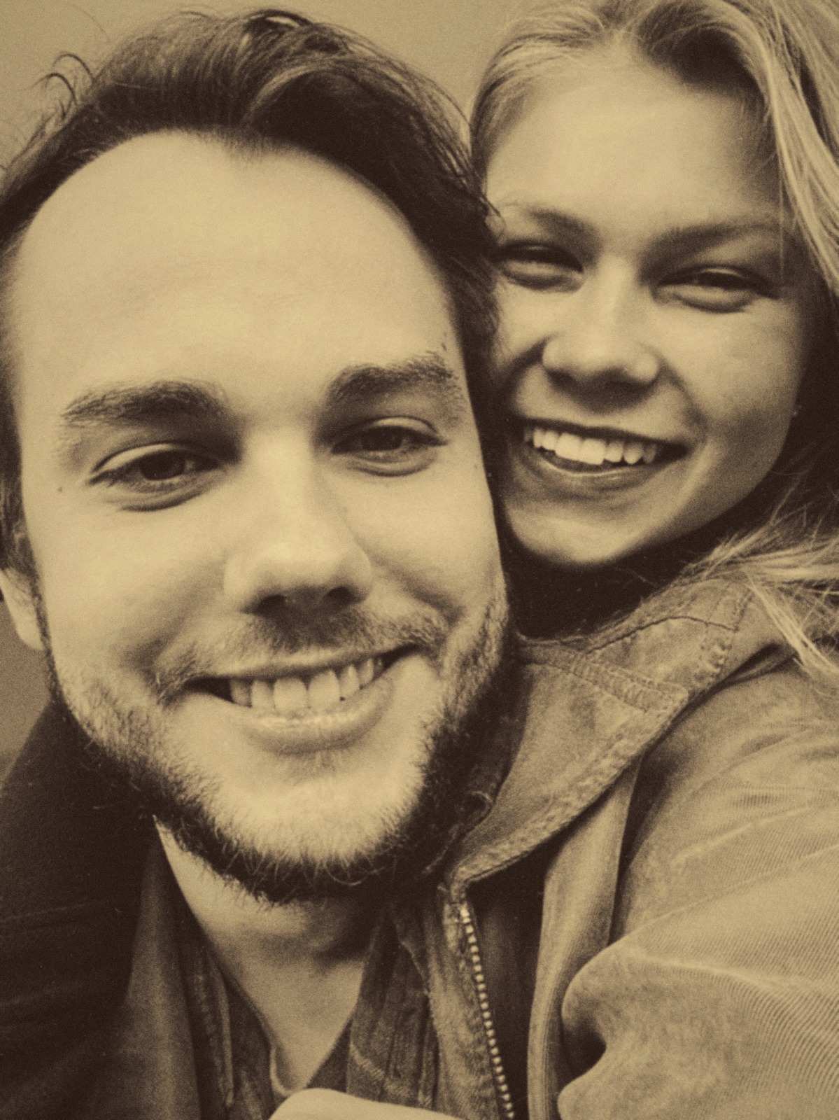 Vicka faz carta aberta de amor para namorado que inspirou álbum